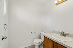 11776 N Main St, Whitmore Lake, MI 48189 - Photo 15