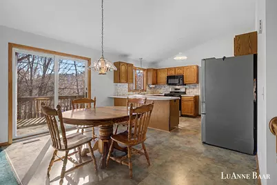 8050 Oakview Ridge Drive NE, Rockford, MI 49341 - Photo 9