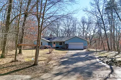8050 Oakview Ridge Drive NE, Rockford, MI 49341 - Photo 1