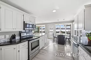 530 Glenwood Ave, Muskegon, MI 49445 - Photo 15