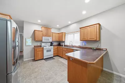 340 S Union Street, Grass Lake, MI 49240 - Photo 9