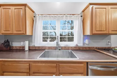 340 S Union Street, Grass Lake, MI 49240 - Photo 11