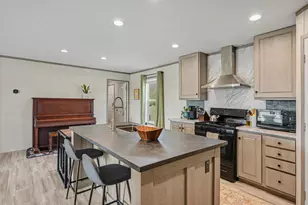 55178 Co Rd 384, Grand Junction, MI 49056 - Photo 7