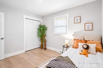 937 Lamberton Street NE, Grand Rapids, MI 49505 - Photo 15