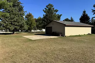 125 N Cedar St, Evart, MI 49631 - Photo 61