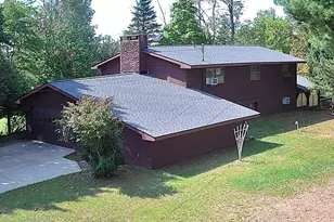 125 N Cedar St, Evart, MI 49631 - Photo 3