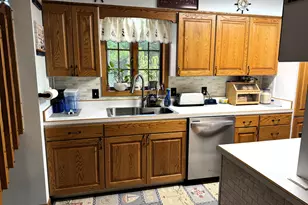 125 N Cedar St, Evart, MI 49631 - Photo 17