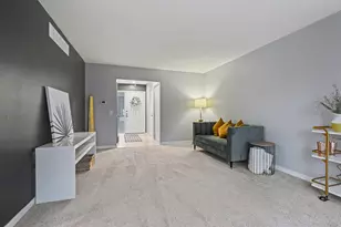 125 Balmoral Ct, Kalamazoo, MI 49006 - Photo 5