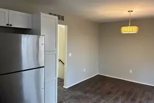 3542 Burbank Dr, Ann Arbor, MI 48105 - Photo 5