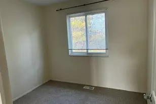 3542 Burbank Dr, Ann Arbor, MI 48105 - Photo 7