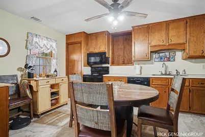 6260 Pine Crest Drive, Zeeland, MI 49464 - Photo 21