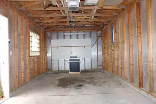 106 S Marshall Ave, Marshall, MI 49068 - Photo 35