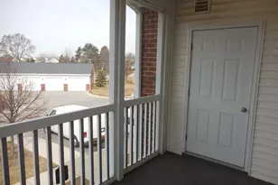 824 W Summerfield Gln Cir, Ann Arbor, MI 48103 - Photo 11