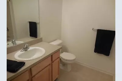 824 W Summerfield Gln Circle, Ann Arbor, MI 48103 - Photo 7