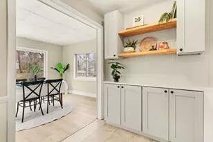 6672 Cascade Rd SE, Grand Rapids, MI 49546 - Photo 9