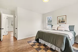 6672 Cascade Rd SE, Grand Rapids, MI 49546 - Photo 13