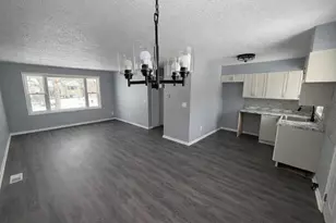 57704 Rumshire Dr, Mattawan, MI 49071 - Photo 5