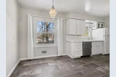 4709 Burgis Avenue SE, Grand Rapids, MI 49508 - Photo 5