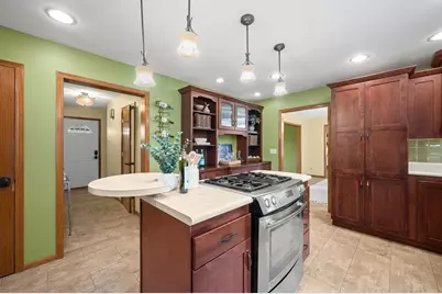 765 Oakridge Road, Saint Joseph, MI 49085 - Photo 11