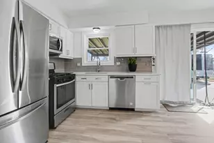 38249 N Jean Ct, Westland, MI 48186 - Photo 7