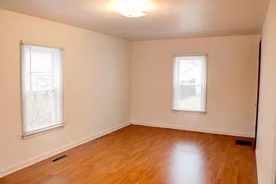 321 E Center Street, Coloma, MI 49038 - Photo 13