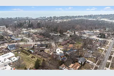 422 Briar Court, Saint Joseph, MI 49085 - Photo 29