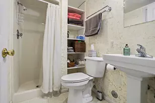 422 Briar Ct, Saint Joseph, MI 49085 - Photo 23