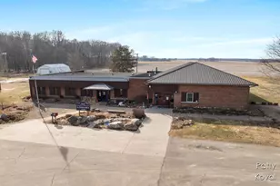 242 S Maple St, Freeport, MI 49325 - Photo 41