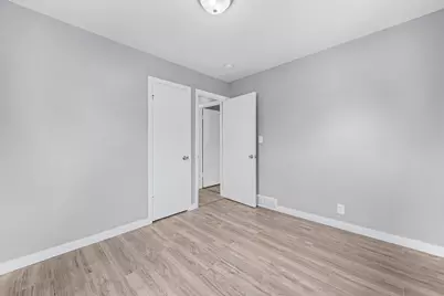 2490 Stieber Street, Westland, MI 48186 - Photo 11