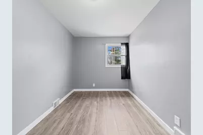 2490 Stieber Street, Westland, MI 48186 - Photo 13