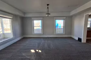 490 E Emmett Street E, Battle Creek, MI 49017 - Photo 5