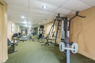 734 W Kilgore Rd, Kalamazoo, MI 49008 - Photo 25