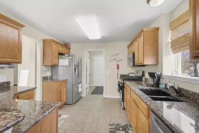 2738 Ambassador Drive, Ypsilanti, MI 48198 - Photo 7