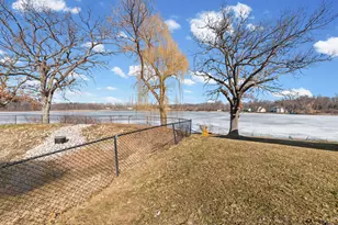 5955 Alan Dr, Brighton, MI 48116 - Photo 21