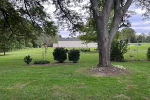 5955 Alan Dr, Brighton, MI 48116 - Photo 19