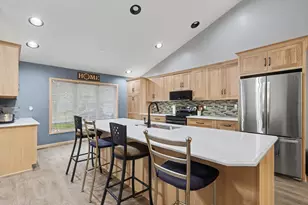 8127 Robinbrook St, Richland, MI 49083 - Photo 7