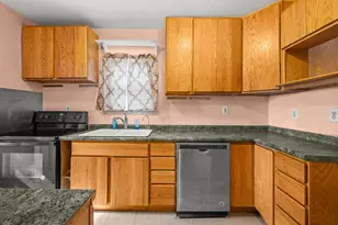 745 N Shore Dr, Benton Harbor, MI 49022 - Photo 11