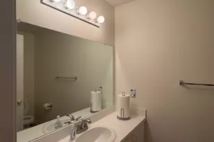 3374 Cromwell Rd, Ann Arbor, MI 48105 - Photo 7