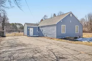 683 E Sternberg Rd, Norton Shores, MI 49441 - Photo 19