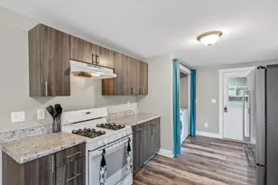 683 E Sternberg Rd, Norton Shores, MI 49441 - Photo 5