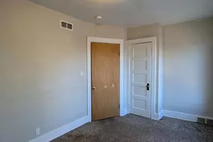 51 Wren St, Battle Creek, MI 49017 - Photo 9