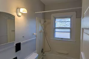 51 Wren St, Battle Creek, MI 49017 - Photo 13