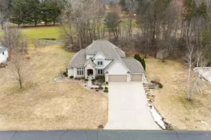 9847 Quail Run Ct, Bridgman, MI 49106 - Photo 5