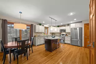 9847 Quail Run Ct, Bridgman, MI 49106 - Photo 9