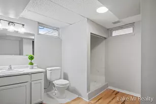 44 Honeoye St SW, Grand Rapids, MI 49548 - Photo 23