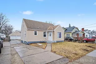 44 Honeoye St SW, Grand Rapids, MI 49548 - Photo 19