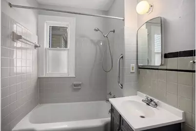 934 10th Street NW, Grand Rapids, MI 49504 - Photo 7