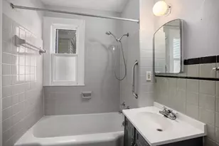 934 10th St NW, Grand Rapids, MI 49504 - Photo 7