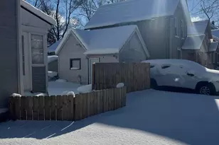 934 10th St NW, Grand Rapids, MI 49504 - Photo 17