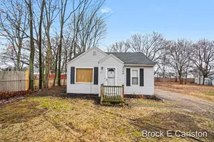 2280 Norman Ave, Norton Shores, MI 49441 - Photo 3